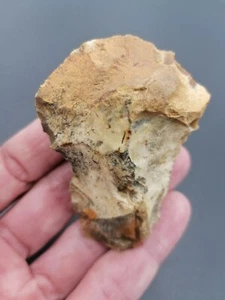 Middle Paleolithic Neanderthal France Beautiful Mousterian end scraper in flint - Picture 1 of 18