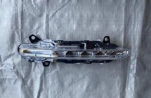 2010 2011 Mercedes S class s400 S450 s550 s600 Fog driving light left - Picture 1 of 8