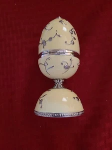 SANKYO Bradford Exchange Vintage Porzellan Ei Spieluhr mit Fuß Japan - Bild 1 von 12