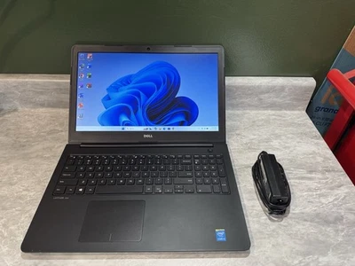 Laptop Dell Latitude 3350 Intel Core I3-5005U 2 GHz 8 GB RAM 256 GB SSD Windows 11 Foto 1 de 4