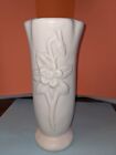1930 Van Briggle poterie crème Ming vase à colombine fleur