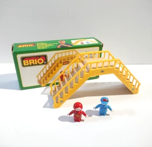 Wooden Railway Train - BRIO Footbridge 33568 Boxed Rare - Learning Curve Thomas - Picture 1 of 5