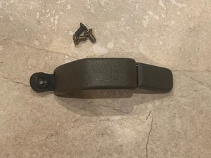 1989-1995 Toyota Pickup OEM Xtra Cab Passenger Cab Glass Latch GRAY W/ Screws - Picture 1 of 5