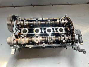 AUDI TT 1.8T BAM Engine Cylinder Head - Inc Camshafts valves etc - Picture 1 of 7