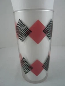 Vaso de ajedrez federal de vidrio rosa y negro de 11 oz, MCM, 5-1/2" de alto - Imagen 1 de 4