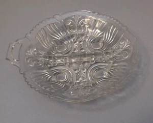 Vintage Clear Glass Divided Round Relish Tray Dish Bowl with 1 Handle - Picture 1 of 7