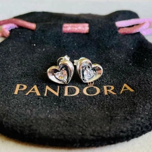 NEW Pandora - Heart CZ Stud Earrings - Picture 1 of 4