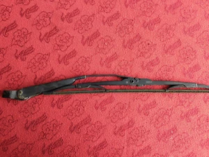 Mercedes E Class W211 Estate Rear Boot Lid Tailgate Wiper Arm Bosch - Picture 1 of 8