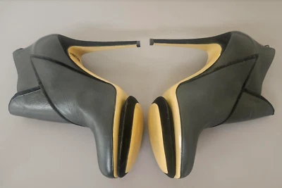 Nicholas Kirkwood Black & Gray Platform Stiletto Booties EU 41 US 10-11 Couture - Image 1 of 4