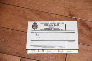 Reproducción de tarjeta médica británica de la Segunda Guerra Mundial - Imagen 1 de 1