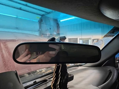 Espejo retrovisor interior usado se adapta a: Chevrolet Silverado 1500 2002 pickup grado Foto 1 de 4
