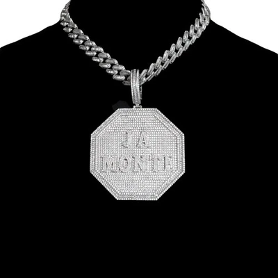 Colgante con nombre personalizado de diamantes simulados de corte redondo de 3 quilates enchapado en oro blanco de 14 k Foto 1 de 4