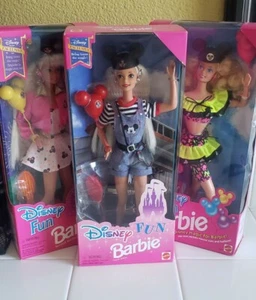 Mickey Mouse Barbies - Bild 1 von 4