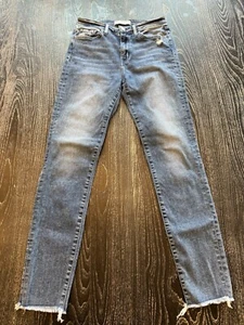 Pantalones de mezclilla rectos ajustados de tiro alto Flying Monkey talla 26 dobladillo crudo - Imagen 1 de 9