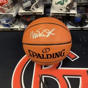 Magic Johnson Los Angeles Lakers Signed Spalding Basketball Autographed BAS - Picture 1 of 3
