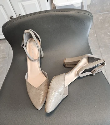 Sapatos The Limited SHAWNA Couro Vegano Tira de Tornozelo Cobra Tamanho 10M Novo - Imagem 1 de 4