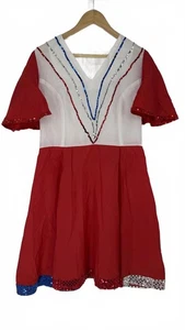 Rot weiß Paillettenbesatz Kostümkleid - Markierungen, lose Fäden & Pailletten - 18" P2P - Bild 1 von 8