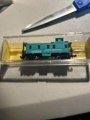 N -  Atlas 3584 - Cupola Caboose, Penn Central 29854    LN w/box MA - Image 1 of 3