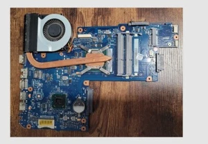 Notebook-Mainboard 69N0ZWM2B03-01 für Toshiba Sat.C850 Mit Intel i3-2310M+Lüfter - Bild 1 von 2