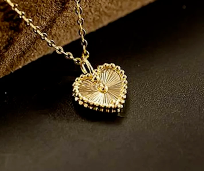 Colgante de corazón para mujer enchapado en oro amarillo de 14K 100 % plata de ley 925 pura Foto 1 de 4