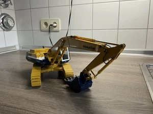 Joal Komatsu PC400LC Kettenbagger, Metallketten, Maßstab 1:32 - Bild 1 von 4