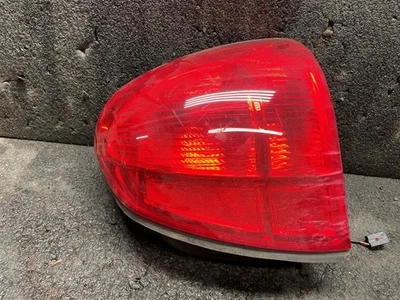 Passenger Tail Light Quarter Panel Mounted Fits 03-11 LINCOLN & TOWN CAR 2035461 - Image 1 of 4