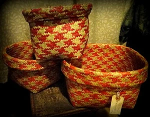 SET 3 Antique Red Herringbone Woven Straw Oval Nesting Storage Baskets - Picture 1 of 3