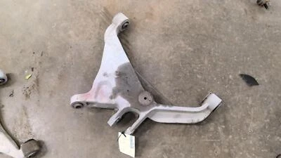 Brazo de control inferior trasero izquierdo usado trasero se adapta a: Lincoln Navigator 2003 delantero A Foto 1 de 4