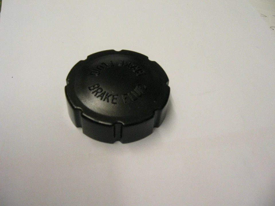 TAPA DE DEPÓSITO DE CILINDRO MAESTRO KAWASAKI Z 400 650 750 900 1000 KZ KH 500 Foto 1 de 1