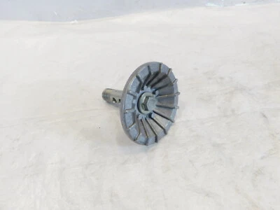 Cubierta de tapa de filtro de bomba de aceite de motor Triumph Trophy 4 1200 y Daytona 750 1200 Foto 1 de 4