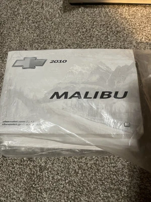Chevrolet Malibu 2010 manual del propietario con literatura Foto 1 de 3