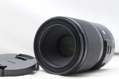 [NEAR MINT] SIGMA 70mm 2.8 DG MACRO ART For Sigma SA mount from JAPAN (M1064-5) - Image 1 of 4
