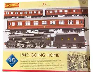 Hornby R3299 1945 Going Home Train Pack DCC Ready [Edición limitada.] - Imagen 1 de 5