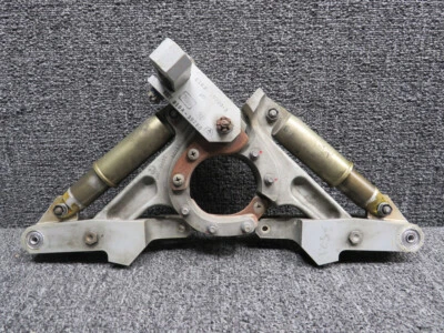 Conjunto de accionamiento de puerta de engranaje de nariz 010A-39320-11 Mitsubishi MU-2B-26A Foto 1 de 4