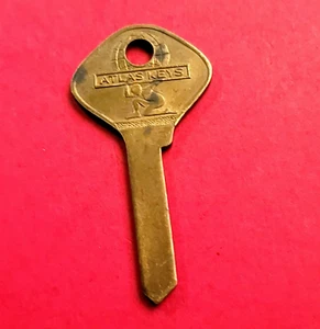 Vintage Atlas Key Blank No. A74 Cleveland USA Decorative Brass Key Steampunk - Picture 1 of 12