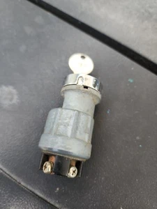 Toyota Land Cruiser FJ40 43 45 Ignition Cylinder Lock Switch With Key Early Mode - Bild 1 von 6
