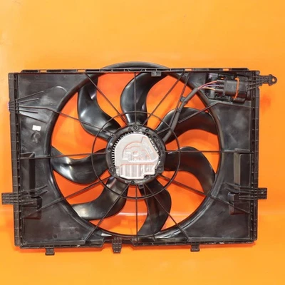 Ventilador de refrigeración MERCEDES BENZ C300 2015 2016 2017 2018 2019 A0999061000 OEM Foto 1 de 4