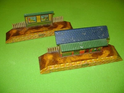 HORNBY ECHELLE O LOT DE 2 QUAIS EN TOLE PEINTE - Photo 1/4
