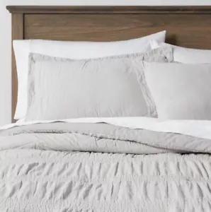 Set piumino e finta soglia grigio chiaro letto king size - Foto 1 di 4