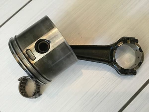 2004 EVINRUDE 90HP PISTON & CON-ROD 5005733 5005510 40HP-90HP - Picture 1 of 5