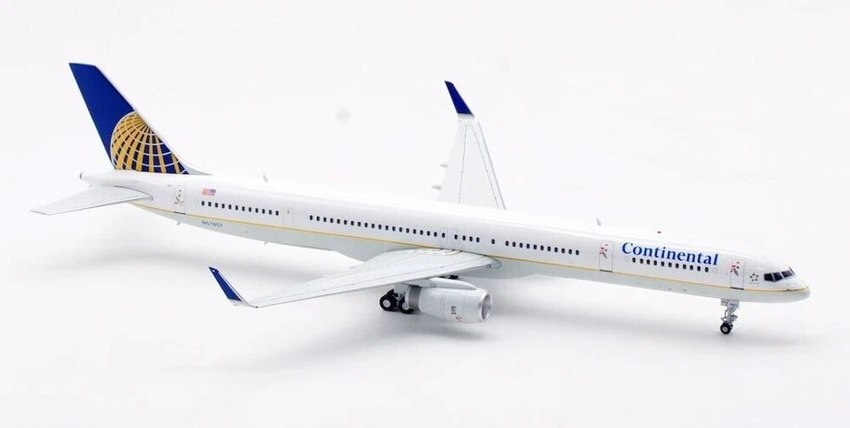 Continental Airlines / Boeing B757-300 / N57857 / IF753CO1023 / 1:200 Foto 1 de 4