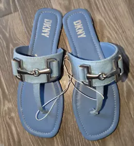 Sandali donna DKNY blu taglia 7,5 Eu 40,5 punta B nuovi bassi - Foto 1 di 12
