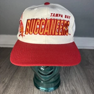 Cappello Berretto Vintage Tampa Bay Buccaneers Snap Back NFL Calcio Specialità Sportive - Foto 1 di 7