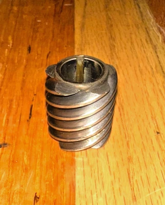 Pieza engranaje helicoidal motor mezclador Hobart D300 # M-70406 / M-70407 - Excelente estado Foto 1 de 4