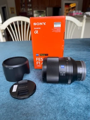 Lente Sony FE 50 mm F/1,4 GM (Sony E) COMO NUEVA Foto 1 de 4