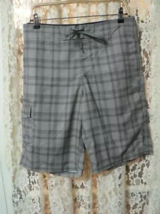 =O'NEILL HYBRID MEN 31 (32x11) GRAY PLAID SHORTS-11" RISE-STRING TIE-EUC - Picture 1 of 10