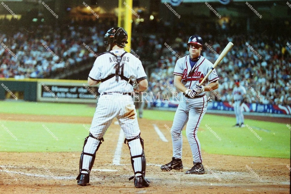 Foto de béisbol de acción EW728 Chipper Jones Atlanta Braves 8x10 11x14 16x20 Foto 1 de 1