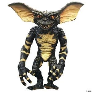 EVIL GREMLIN PUPPET PROP - Picture 1 of 1