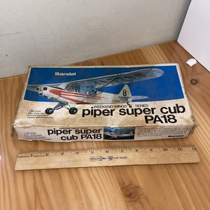 Bandai 1:48 Piper Super Cub PA18 Plastik Modellbausatz 8530P Neu in versiegelter Verpackung Weekend Wing Serie - Bild 1 von 8