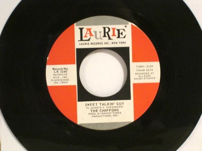 THE CHIFFONS SWEET TALKIN' GUY ORIGINAL 1966 LAURIE  45 RPM W/COMPANY SLEEVE NM! Foto 1 de 3